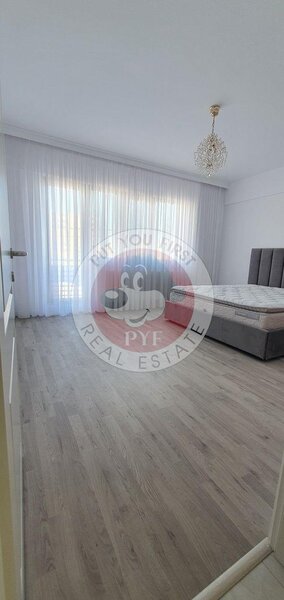 Pod Constanta | Chitilei | Apartament 4 camere | 100mp | Semidecomandat | B10321